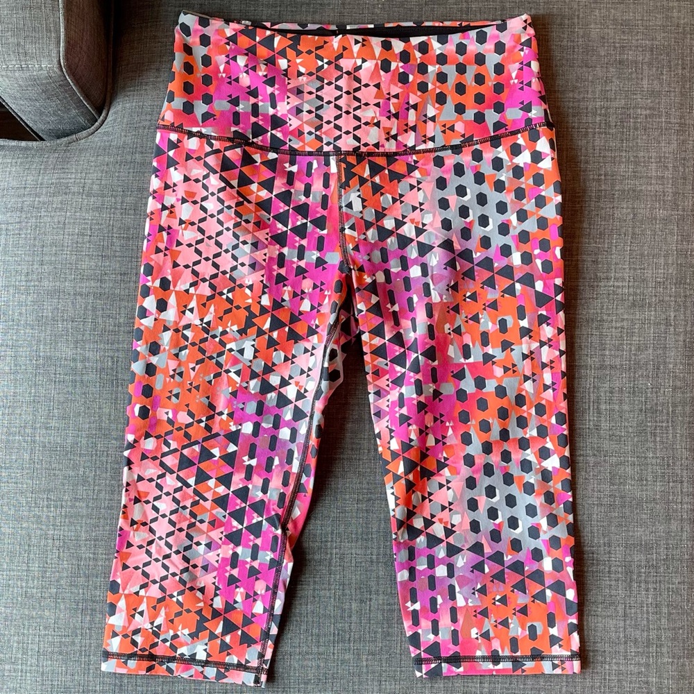 Victoria Sport Knockout crops